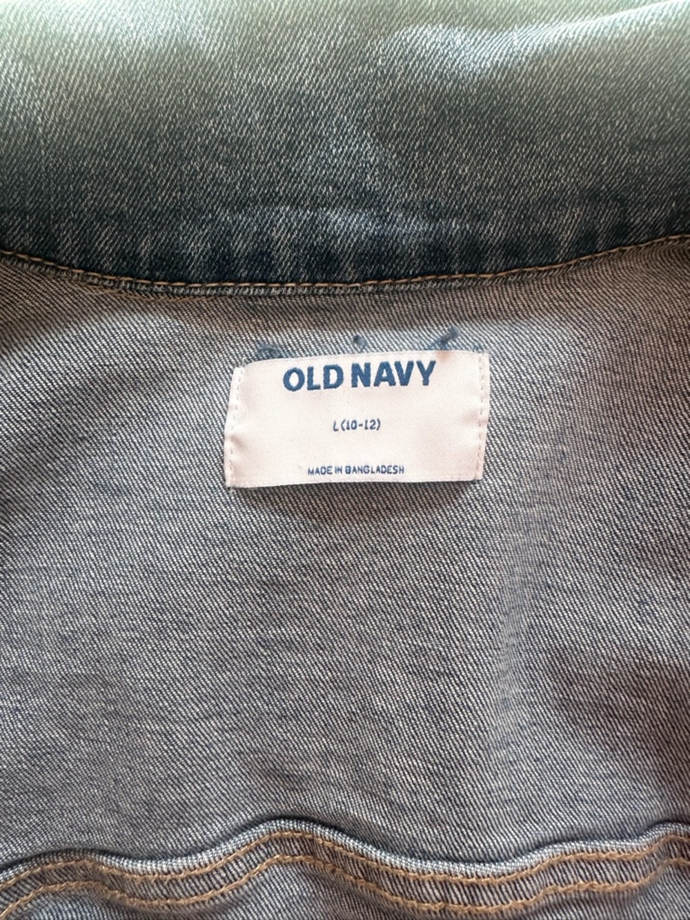 Old Navy Faded Blue Denim Jacket - Picture 4 of 5